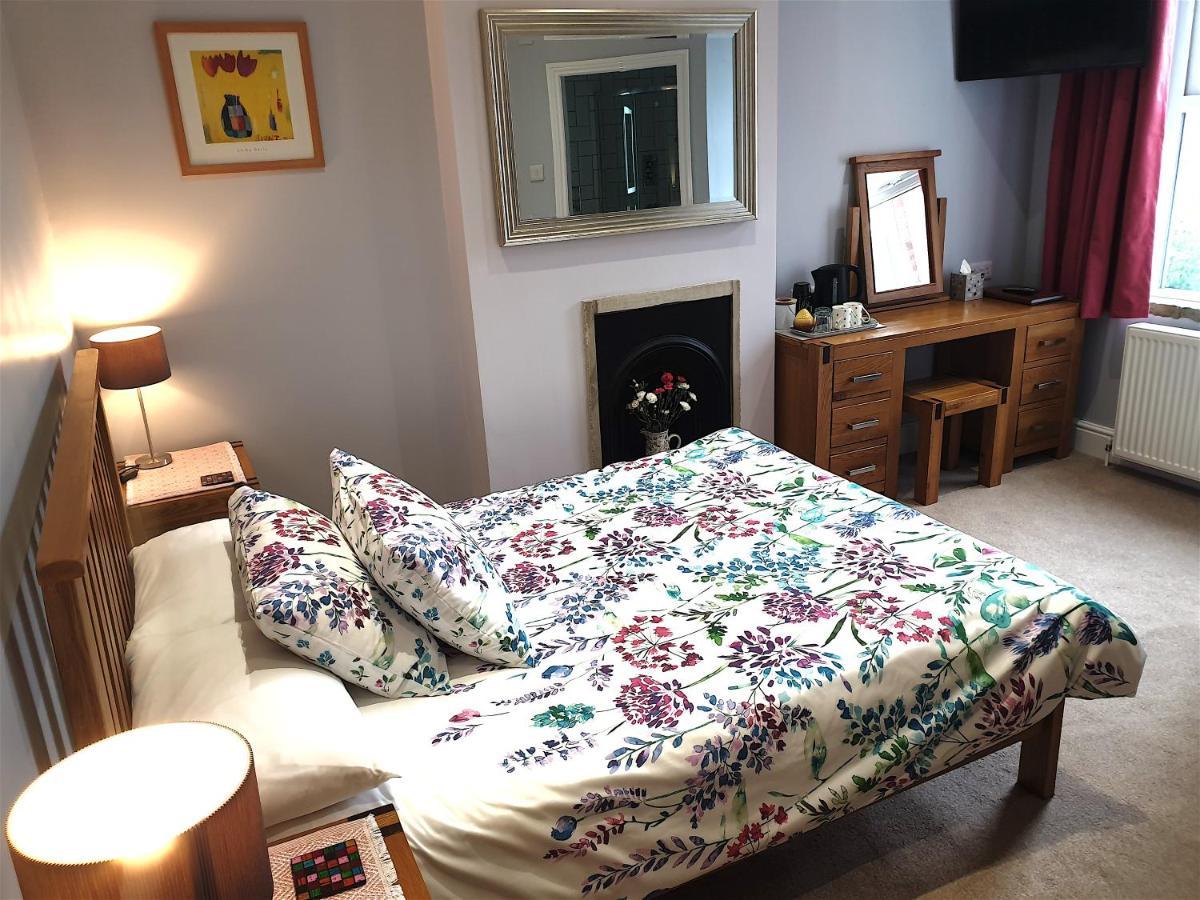 Bed and Breakfast Lyndene Penistone Exterior foto